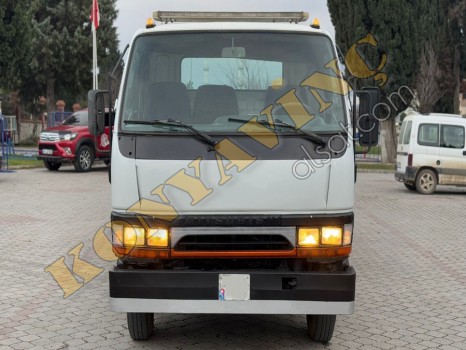 MITSUBİSHİ ÜZERİNDE 6 METRE GÖZLÜKLÜ KAYAR KASA
