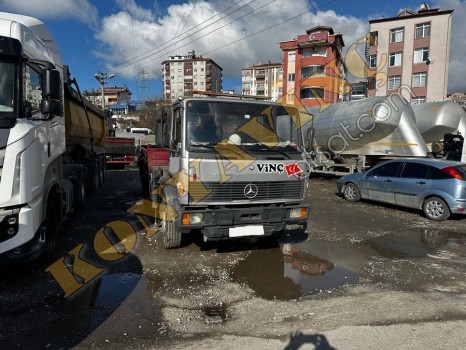 SATILIK REİS MAKİNA İMALATI 10 TON YANA KATLANIR VİNÇ