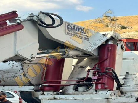 CARGO ÜZERİNDE YANA KATLANIR 20 TONLUK VİNÇ