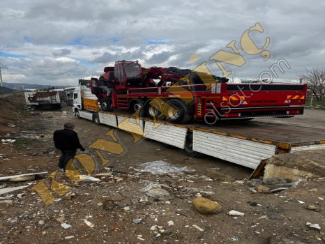 SATILIK YANA KATLANIR 7+2 20 TON YENİ VİNÇ 2002 CARGO 3227 ÜZERİNDE