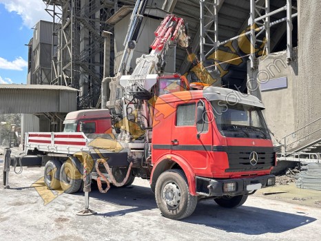 ACİL SATILIK 30 TON HİDROKON ÇİFT KIRMA VİNÇ MERCEDES ÜZERİNDE