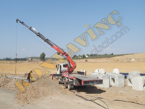 HİDRO ÖZ 8 TON YANA KATLANIR ISUZU ÜZERİNDE