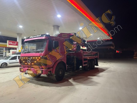 HİDRO ÖZ 30 TON ÇİFT KIRMA MERCEDES ÜZERİNDE
