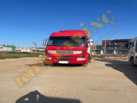 ACİL SATILIK 60 TON VİNÇ RENO ÜZERİNDEDİR.