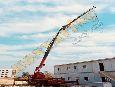 MERCEDES 2517 ÜZERİNDE AKKAR MARKA 35 TON ÇİFT KIRMA VİNÇ