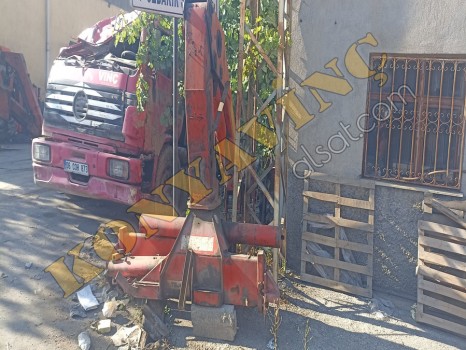 ACİL SATILIK 5 TON TAM KATLANIR PALFİNGER VİNÇ