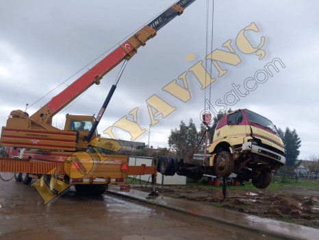 GROWE 30 TON TELESKOBİK VİNÇ