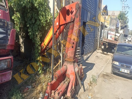 ACİL SATILIK 5 TON TAM KATLANIR PALFİNGER VİNÇ