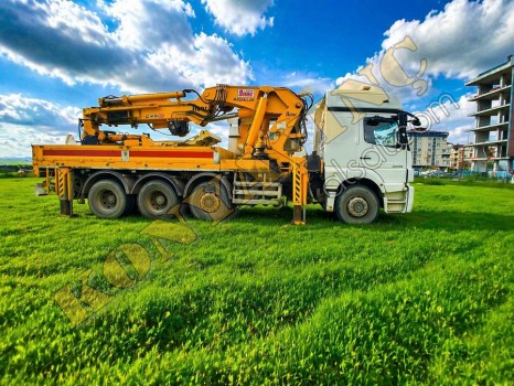 ACİL SATILIK KOMBASSAN ACAR 38 TON ÇİFT KIRMA MERCEDES AXORS ÜZERİNDEDİR.