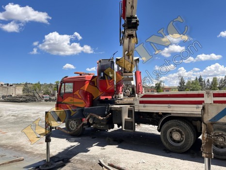 ACİL SATILIK 30 TON HİDROKON ÇİFT KIRMA VİNÇ MERCEDES ÜZERİNDE