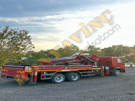 ACİL SATILIK SIFIR 13 TON YANA KATLANIR SIFIR VİNÇ MAN ÜZERİNDE