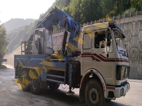 KOMBASSAN ACAR 25 TON ÇİFT KIRMA MERCEDES ÜZERİNDEDİR