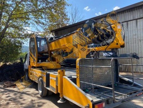 ACİL SATILIK 26 METRE PLATFORM MITSUBISHI ÜZERİNDEDİR.