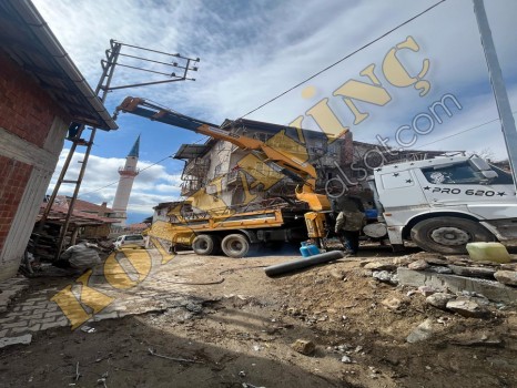 HİDROKON TAM KATLANIR 13,5 TON BMC PRO ÜZERİNDE