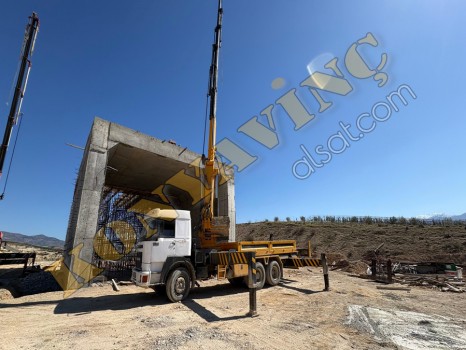 ACİL SATILIK KELEŞ 35 TON VİNÇ MAN ÜZERİNDE