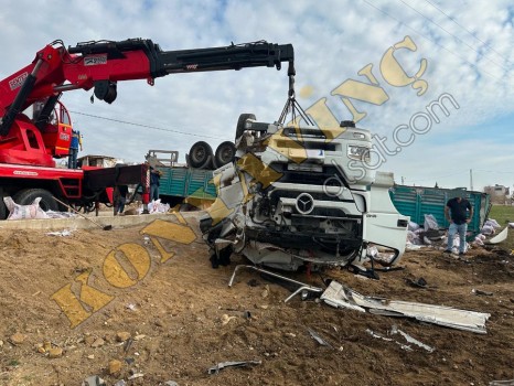 ACİL SATILIK 50 TON MERCEDES 3228 ÜZERİNDEDİR.