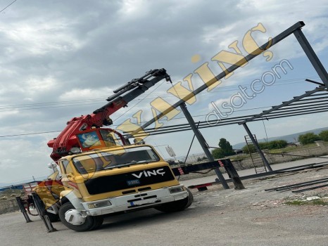 HİDROKON 20 TON VİNÇ FATİH ÜZERİNDEDİR.