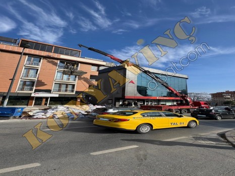 GÜÇLÜ 35 TON ÇİFT KIRMA MERCEDES ÜZERİNDE