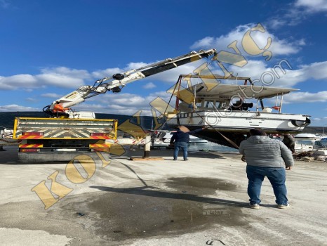 HİDROKON 30 TON ÇİFT KIRMA MERCEDES 2523 ÜZERİNDE