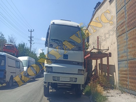 KONCRANE SIFIR 16 TON BMC PRO ÜZERİNDEDİR.