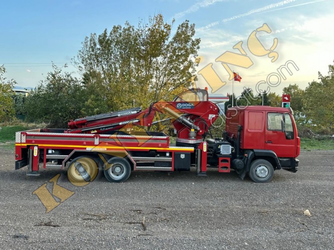 ACİL SATILIK SIFIR 13 TON YANA KATLANIR SIFIR VİNÇ MAN ÜZERİNDE