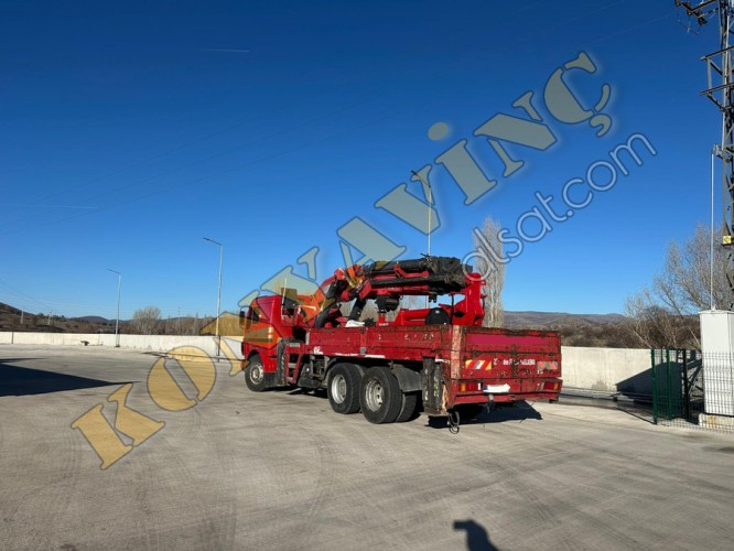 GÜÇLÜ 35 TON ÇİFT KIRMA MERCEDES ÜZERİNDE