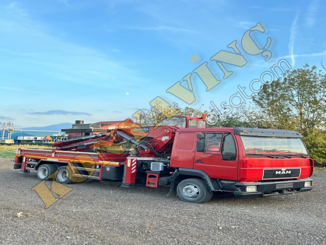 ACİL SATILIK SIFIR 13 TON YANA KATLANIR SIFIR VİNÇ MAN ÜZERİNDE