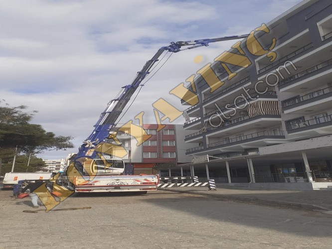 CARGO ÜZERİNDE YANA KATLANIR 30 TON ÇİFT KIRMA VİNÇ