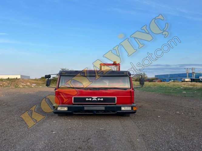 ACİL SATILIK SIFIR 13 TON YANA KATLANIR SIFIR VİNÇ MAN ÜZERİNDE