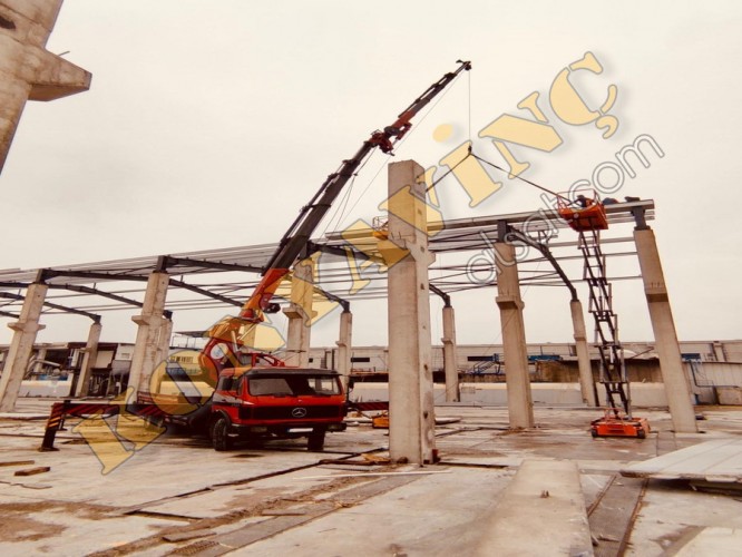 MERCEDES 2517 ÜZERİNDE AKKAR MARKA 35 TON ÇİFT KIRMA VİNÇ