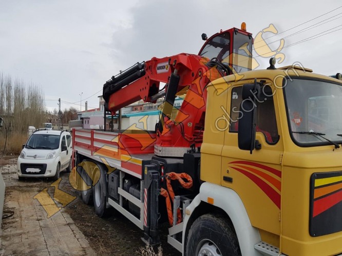HİDROKON 20 TON VİNÇ FATİH ÜZERİNDEDİR.