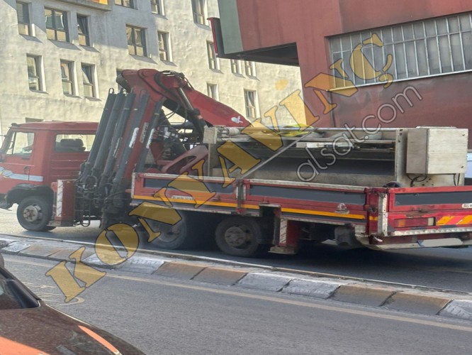 ACİL SATILIK 10 TON YANA KATLANIR ARAÇSIZ VİNÇ