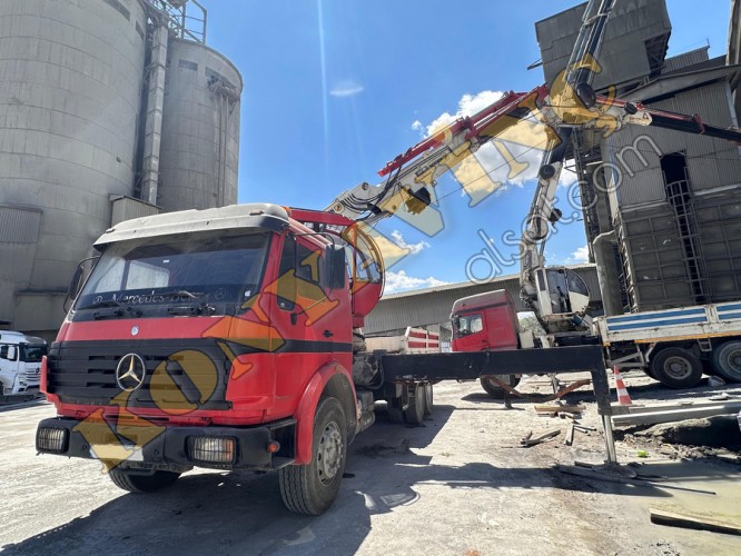 ACİL SATILIK 30 TON HİDROKON ÇİFT KIRMA VİNÇ MERCEDES ÜZERİNDE