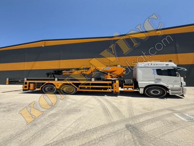 ACR İMALATI 18 TON VİNÇ MERCEDES AXORS 2528 ÜZERİNDE