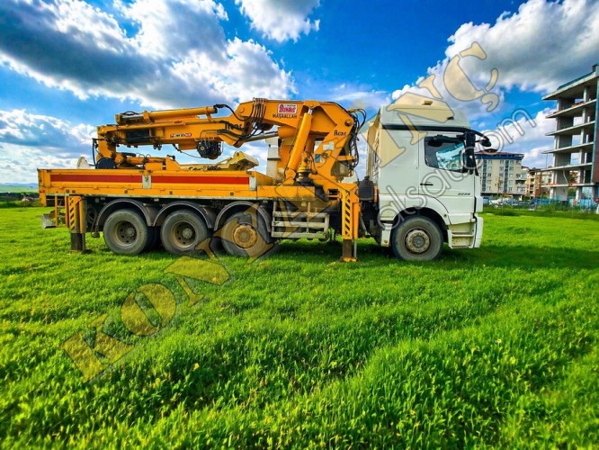 ACİL SATILIK KOMBASSAN ACAR 38 TON ÇİFT KIRMA MERCEDES AXORS ÜZERİNDEDİR.