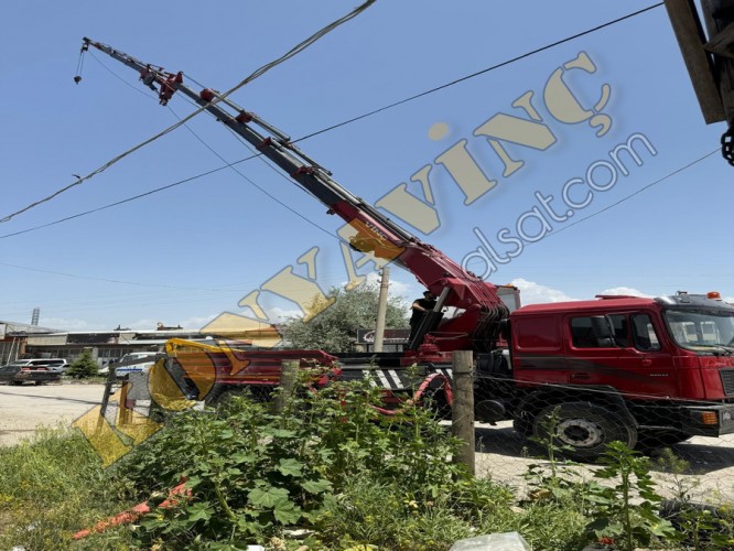 SENTEZ 30 TON ÇİFT KIRMA MAN ÜZERİNDE