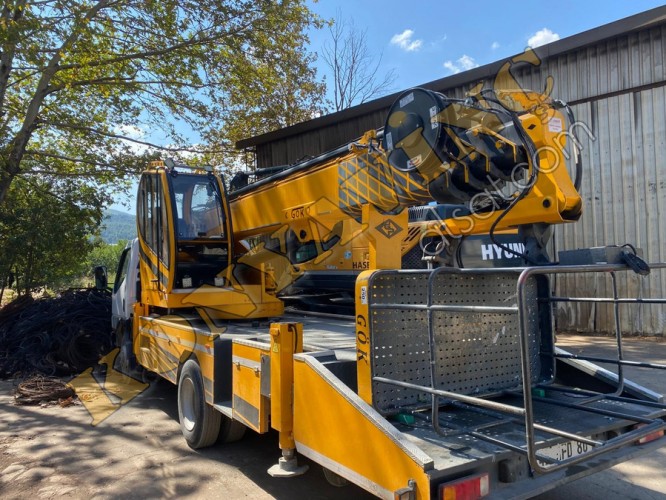 ACİL SATILIK 26 METRE PLATFORM MITSUBISHI ÜZERİNDEDİR.