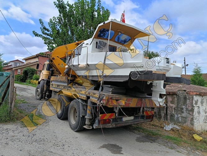 HİDROVİNÇ 20 TON İNTERCOLL FATİH ÜZERİNDE