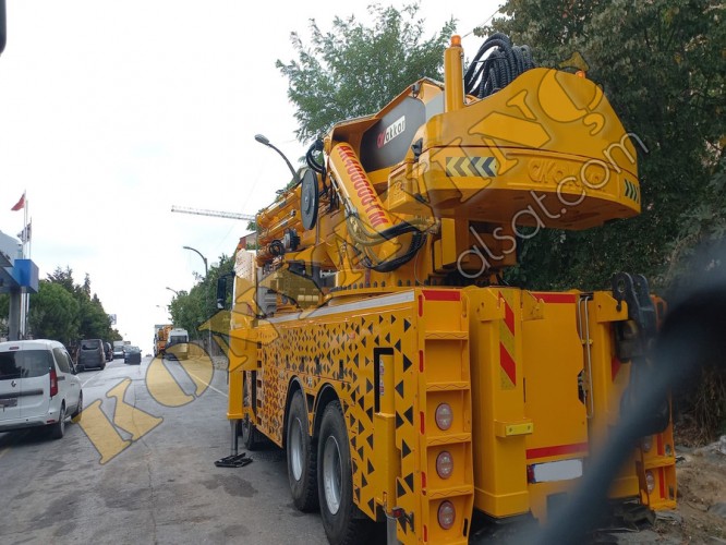AKKAR 135 TON ÇİFT KIRMA VİNÇ MAN ÜZERİNDE