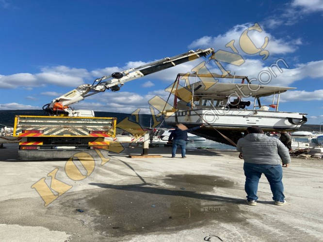 HİDROKON 30 TON ÇİFT KIRMA MERCEDES 2523 ÜZERİNDE